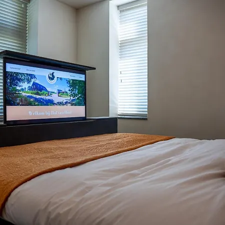 Hof Hool * ヌエネン